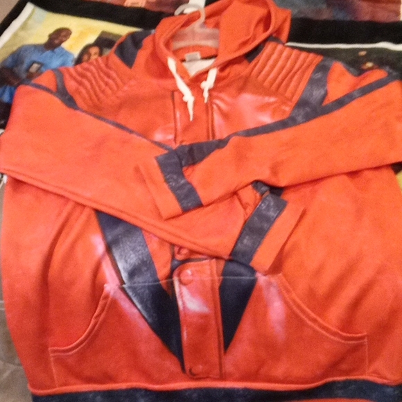 Michael Jackson Thriller hoody - Picture 7 of 7